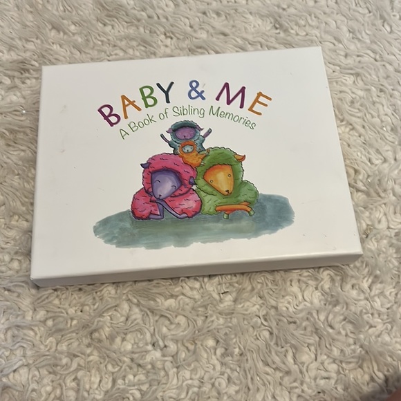 50% off w like Baby & me memories new baby NIB - Picture 3 of 7